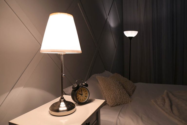 Add Flair to Your Bedroom With a Bedside Lamp