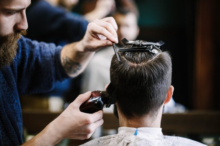 A Guide to the Best Curly Hair Salons in Melbourne