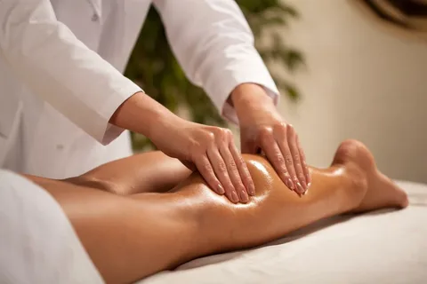 Revitalize Your Workday: The Benefits of Business Trip Massage