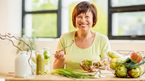 The Essential Guide to Menopause Nutrition for a Healthy Transition